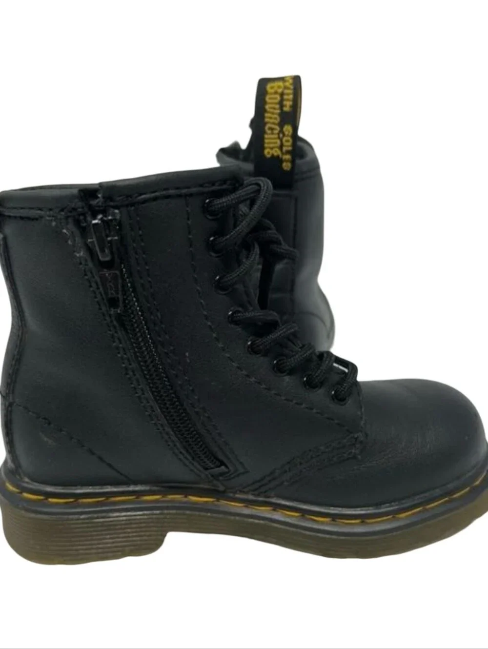 Dr. Martens 1460 T toddler boots in black leather, size 8 US / 7 UK / 24 EU.
